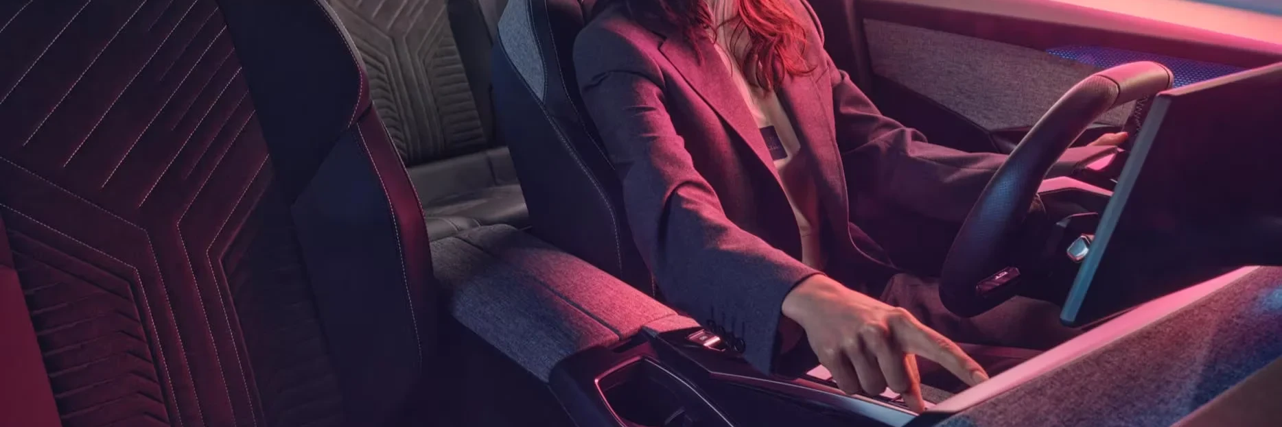 habitacle-avant-3008