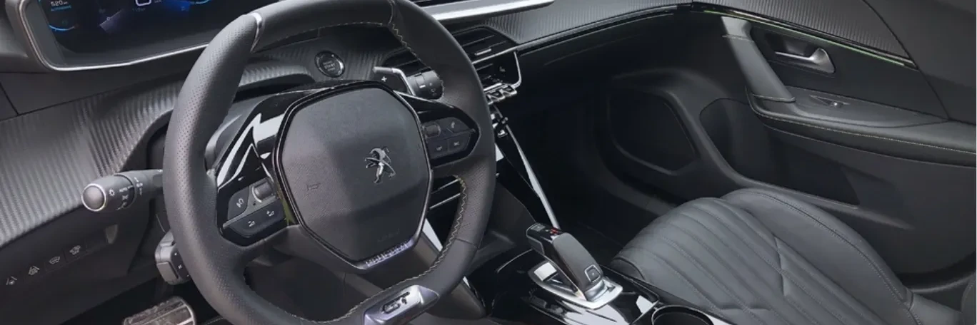 Peugeot 2008 diesel interieur