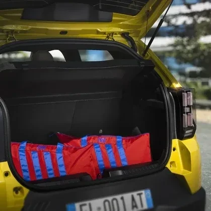 coffre-ouvert-fiat-grande-panda