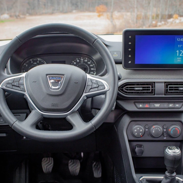 podacia-jogger-tableau-de-bord6