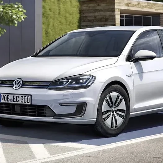 Volkswagen-Golf-7-E-Golf-doccasion6