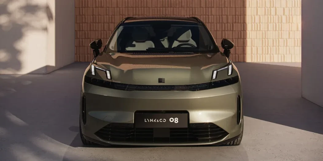 Lynk-co-C08