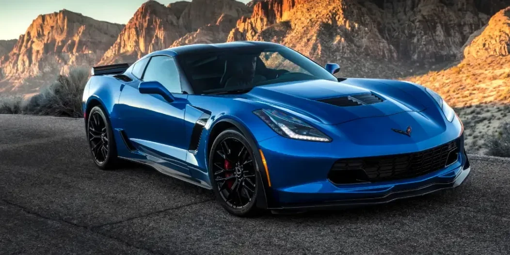 Chevrolet-Corvette-6.2-V8-659-ch
