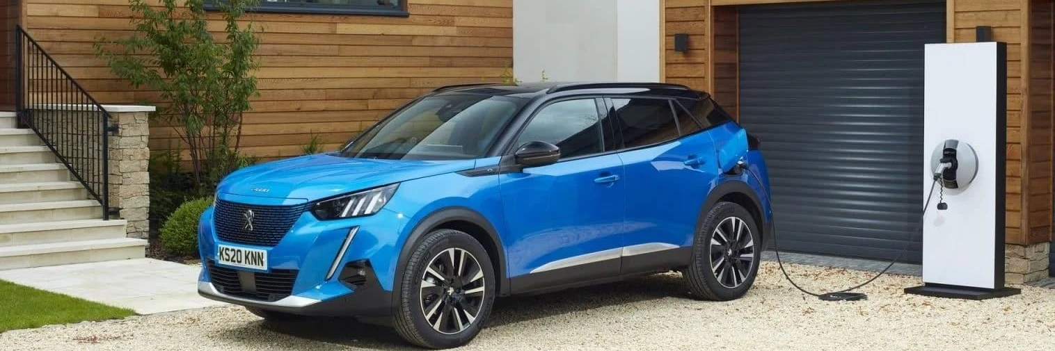 Peugeot-e-2008-electrique