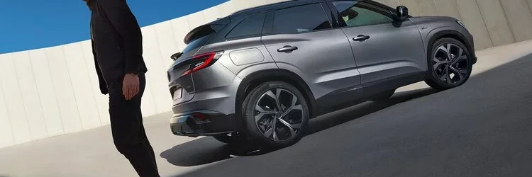 renault-asutral-vue-de-cote6