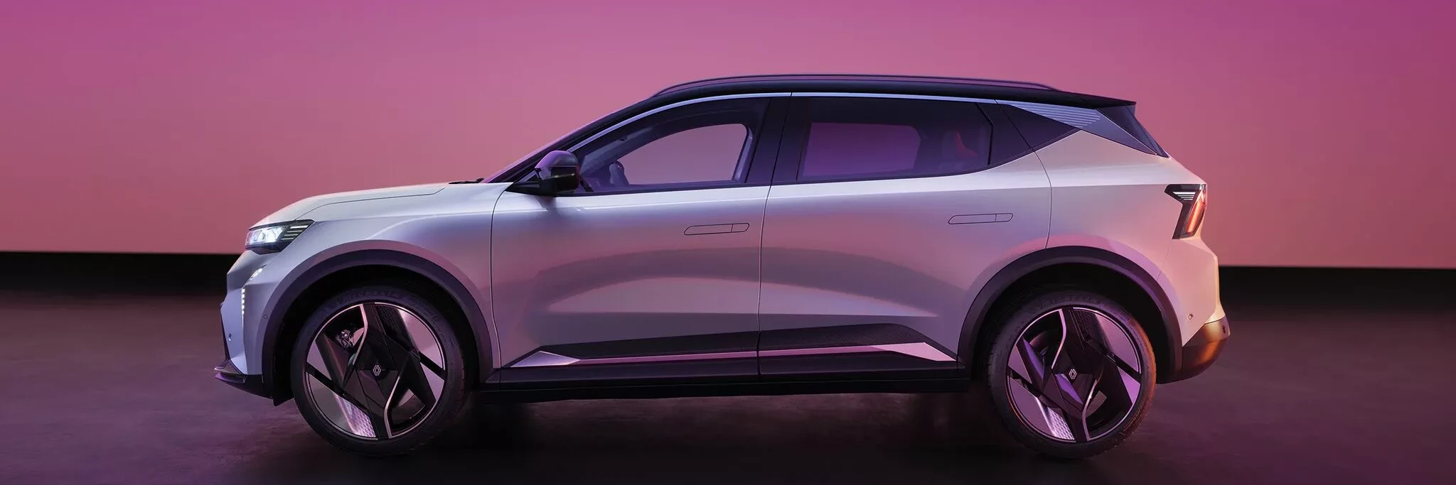 renault-scenic-electrique-vue-de-profil1