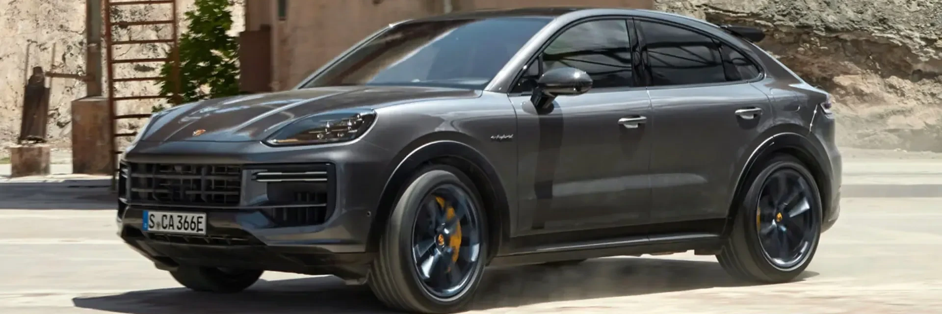 1.-Porsche-Cayenne-Turbo-E-Hybrid