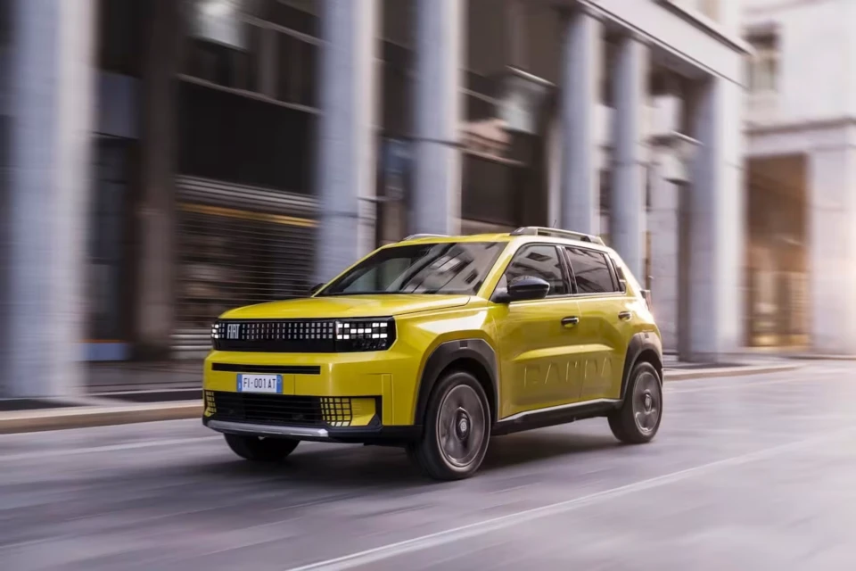 Fiat_GrandePanda-4