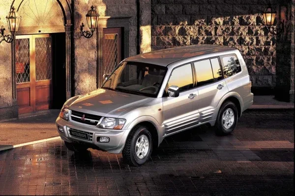 Mitsubishi-Pajero