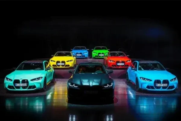personnalisation-couleurs-voitures-de-luxe