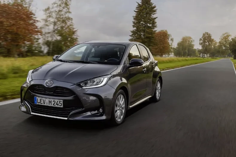 Mazda-2-2022