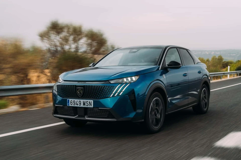 peugeot 3008 hybrid
