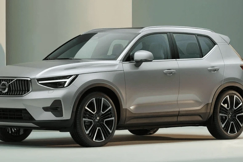 SUV-compact-Volvo-XC40