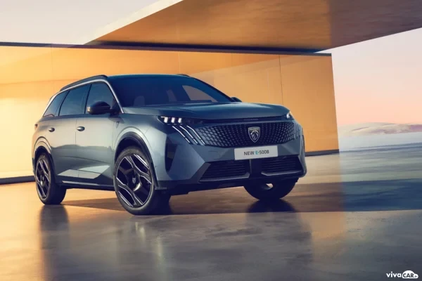 Peugeot 5008 hydrid presentation