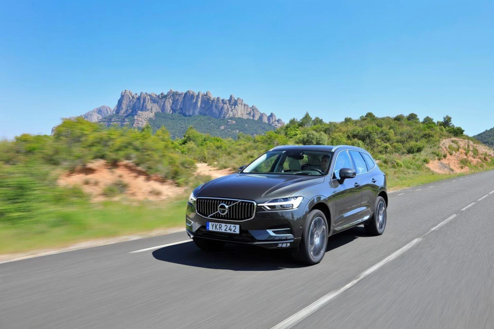 Volvo-xc60-2019