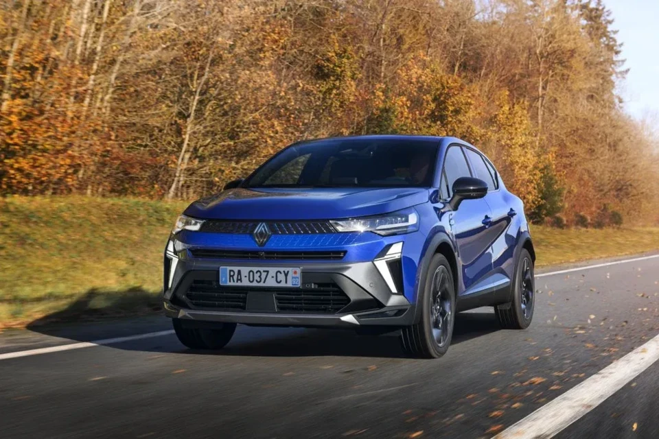 2. Renault Captur E-Tech Hybrid 145  le meilleur choix pour le confort technologique