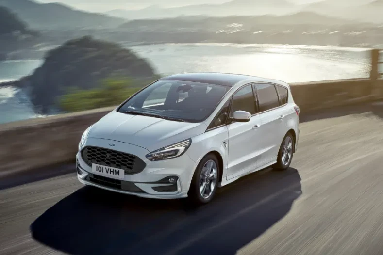 Ford-S-Max-2L-EcoBlue-150-cv