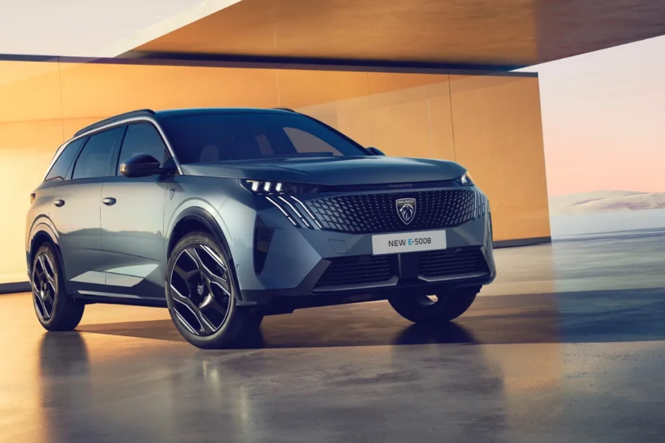 Peugeot e-5008-Design
