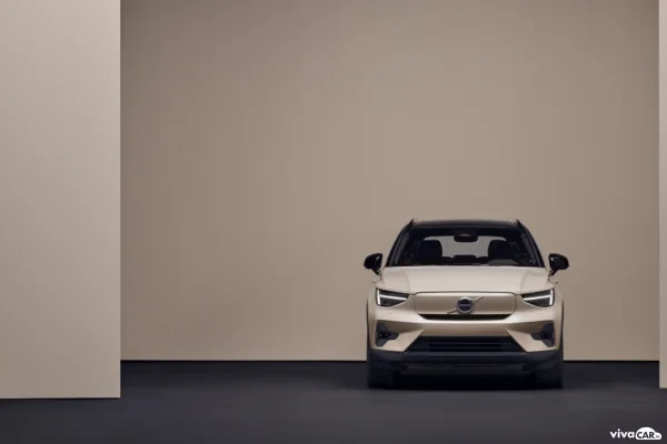 Volvo EX40 design avant