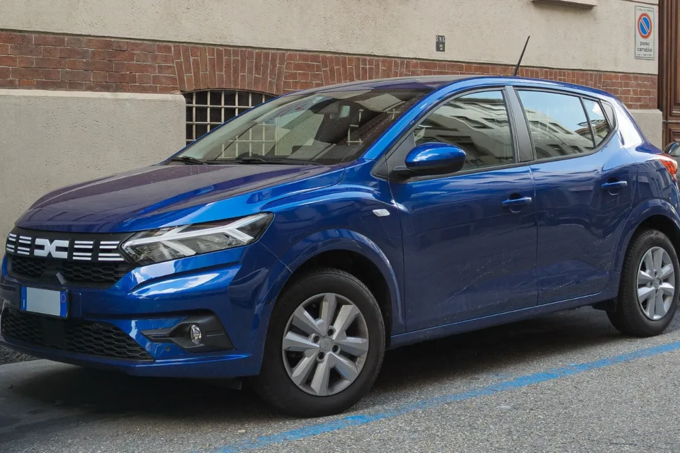 Top-10-des-citadines-qui-consomment-le-moins-2025 (1)