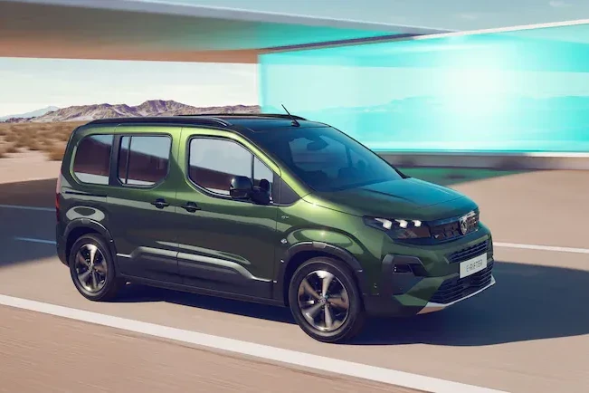 PEUGEOT_E-RIFTER_2412STYP_200_FR_D_Excellebce1_2030x1146