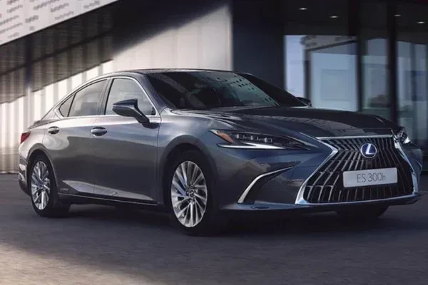 Lexus-ES-300h